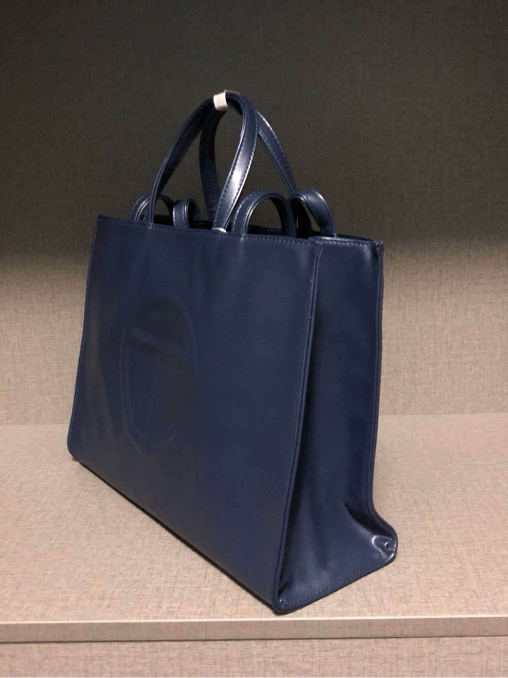NWT Telfar Medium Shopping Bag Shoulder Navy Tablet Handbag Tote M - Picture 3 of 6
